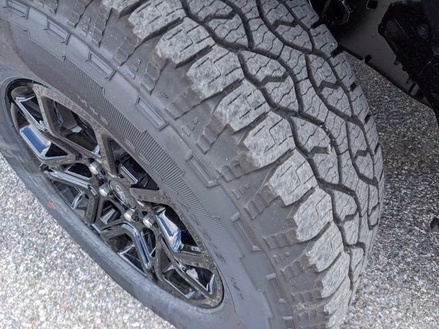 2026 Avalanche Ford F-150 XLT 4X4 Truck