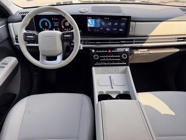 2025 Phantom Black Hyundai Santa Fe SE FWD SUV