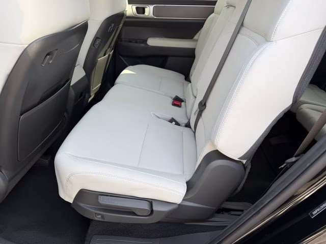 2025 Phantom Black Hyundai Santa Fe SE FWD SUV
