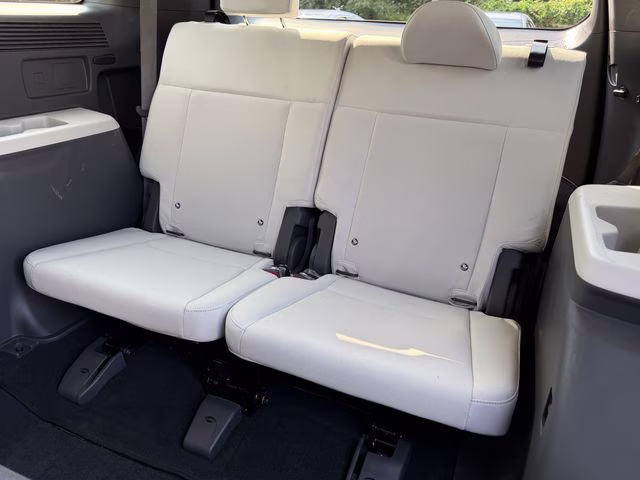 2025 Phantom Black Hyundai Santa Fe SE FWD SUV