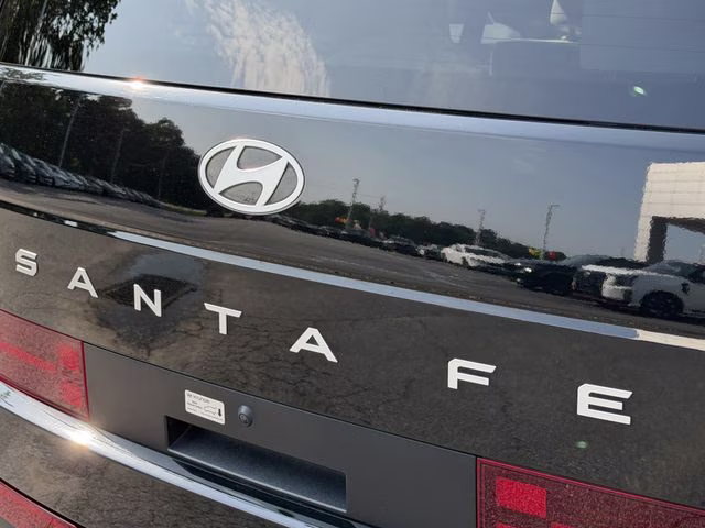 2025 Phantom Black Hyundai Santa Fe SE FWD SUV