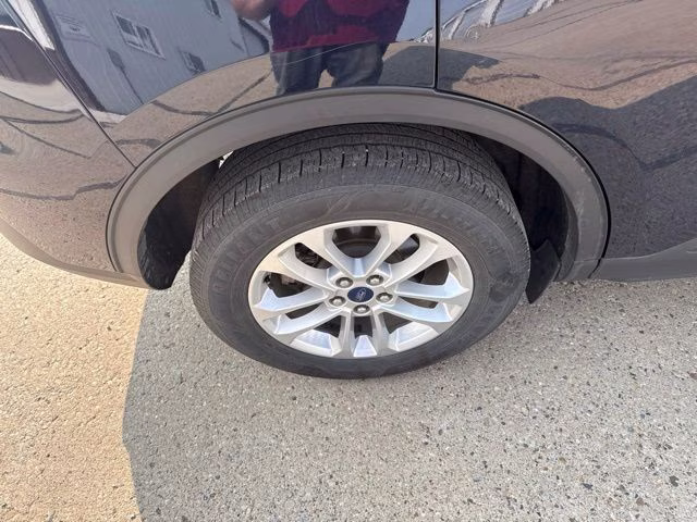 2021 Blue Ford Escape SE AWD SUV