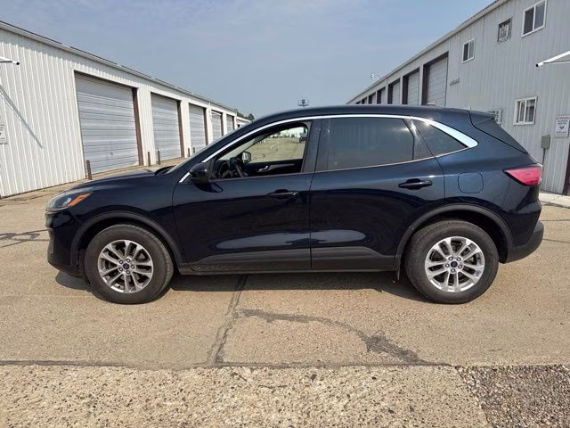 2021 Blue Ford Escape SE AWD SUV