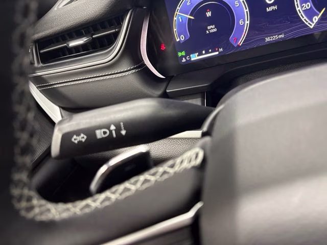 2023 Baltic Gray Metallic Clearcoat Jeep Grand Cherokee Altitude X 4X4 SUV