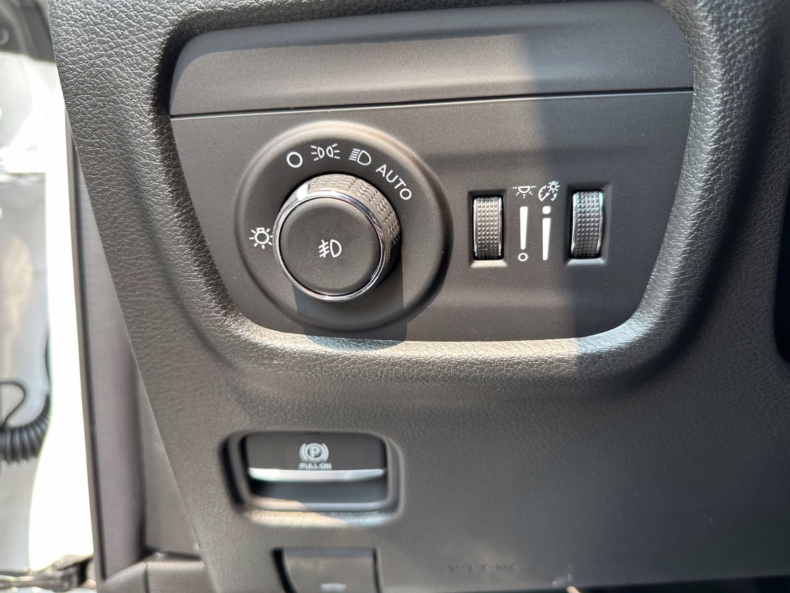 2026 Bright White Clearcoat Jeep Grand Cherokee Limited 4X4 SUV