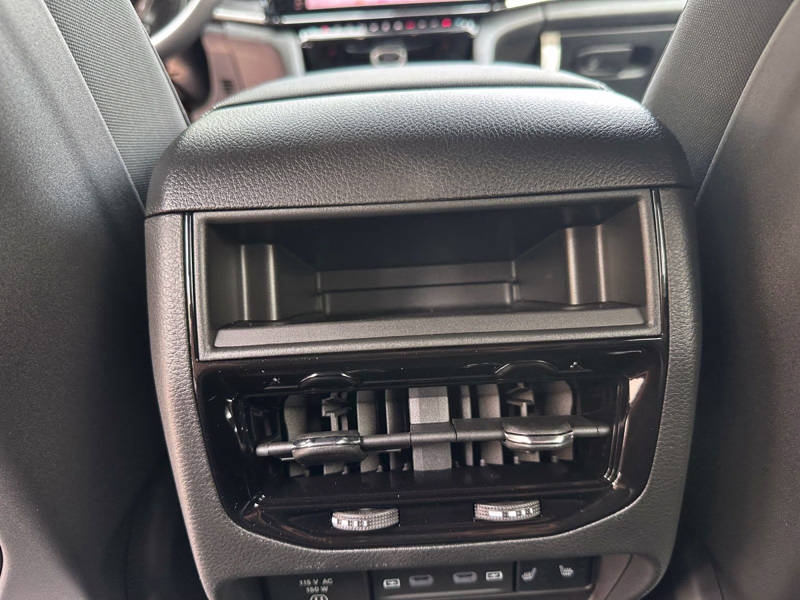 2026 Bright White Clearcoat Jeep Grand Cherokee Limited 4X4 SUV