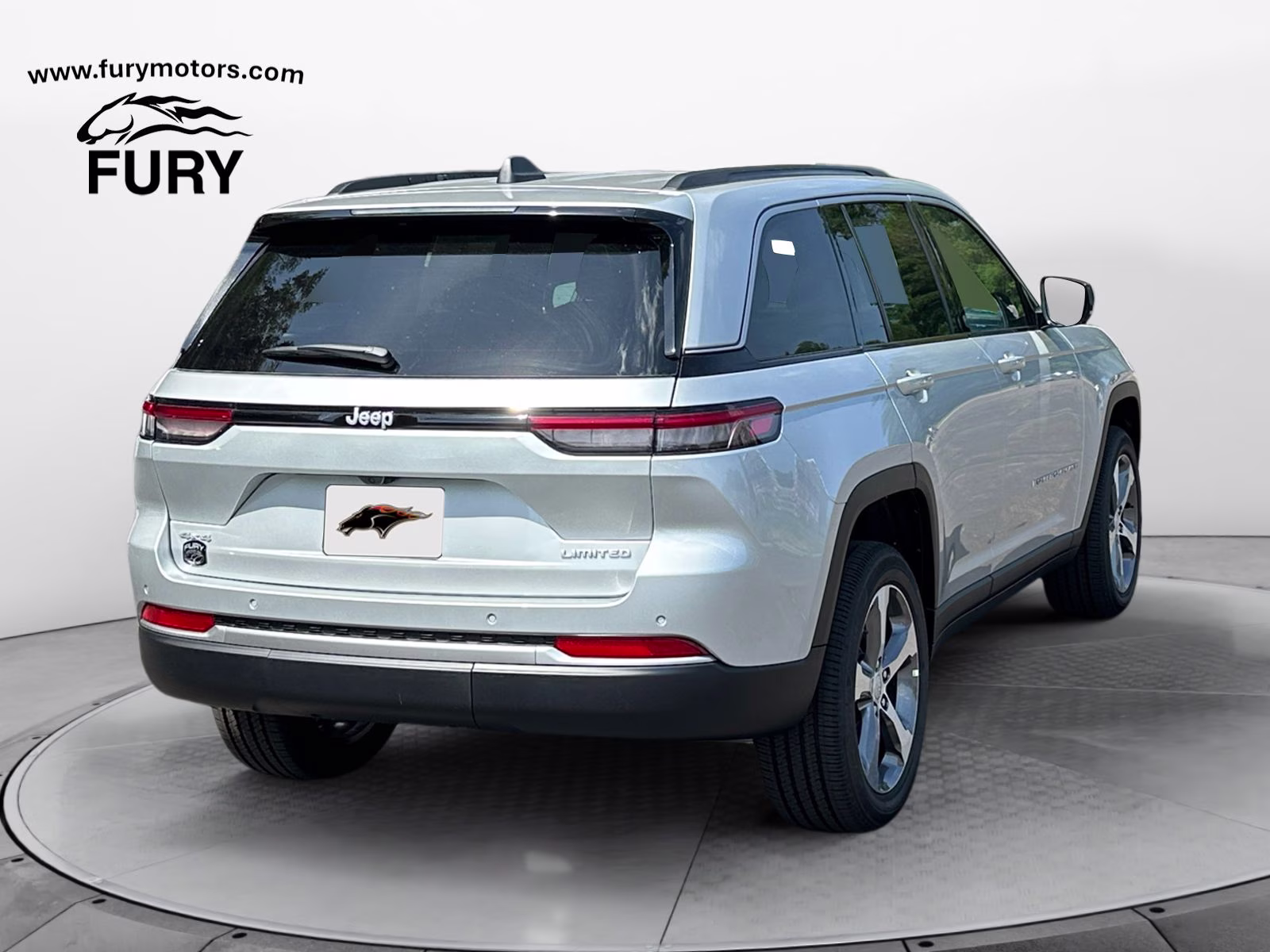 2026 Silver Zynith Jeep Grand Cherokee Limited 4X4 SUV