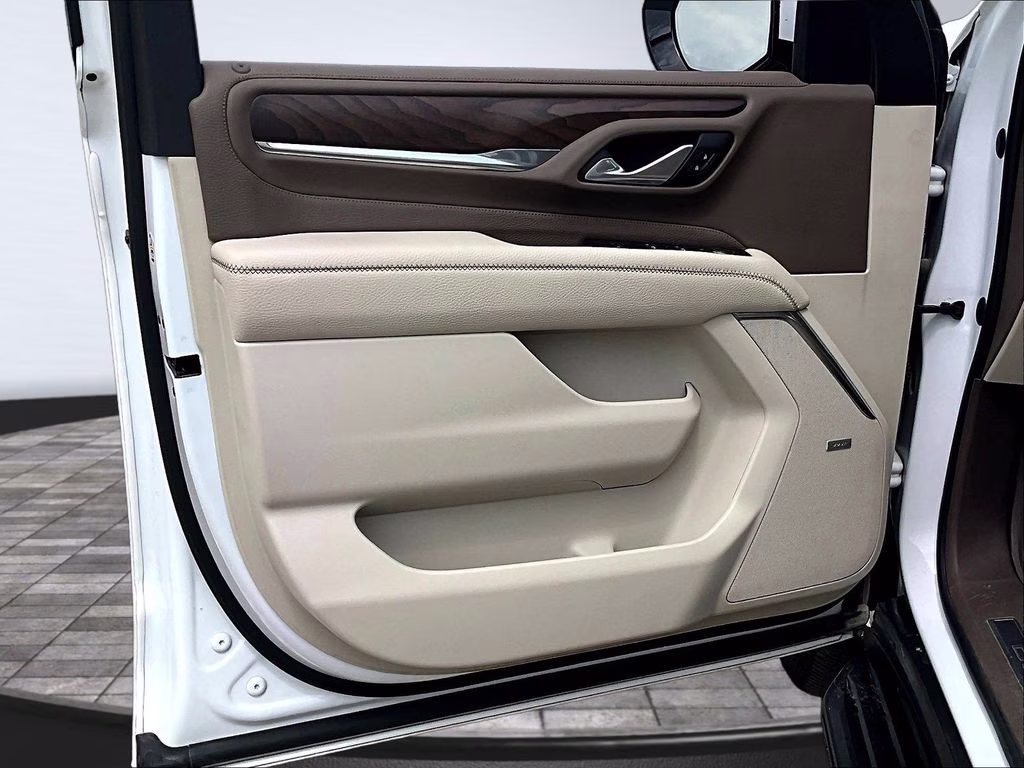 2022 Summit White GMC Yukon Denali 4X4 SUV