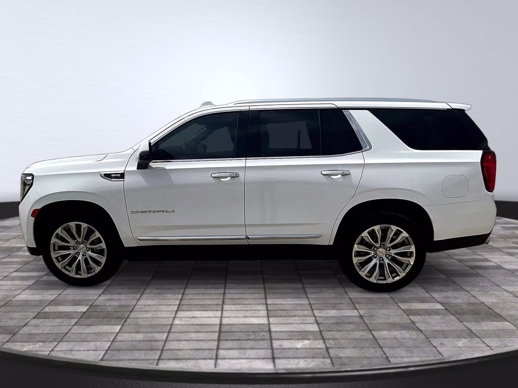 2022 Summit White GMC Yukon Denali 4X4 SUV
