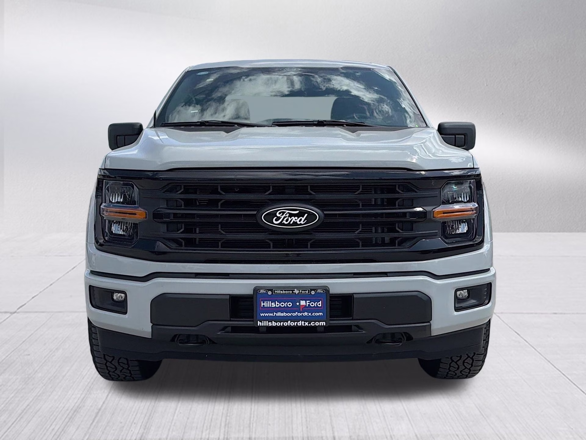 2026 Avalanche Ford F-150 XLT 4X4 Truck