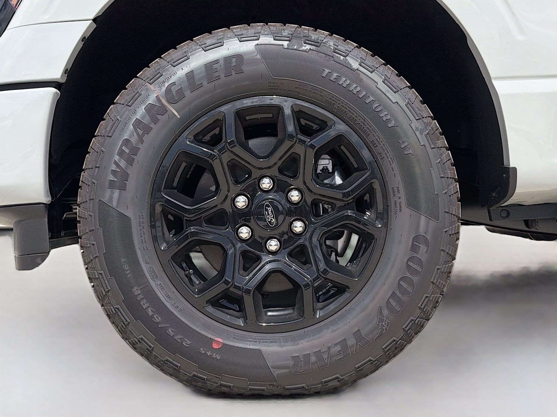 2026 Avalanche Ford F-150 XLT 4X4 Truck