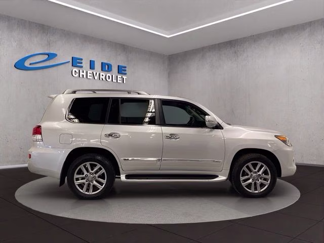 2014 Silver Lining Metallic Lexus LX 570 4X4 SUV