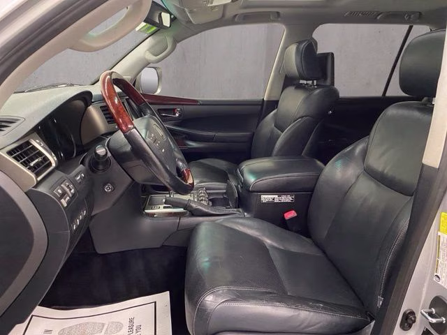 2014 Silver Lining Metallic Lexus LX 570 4X4 SUV