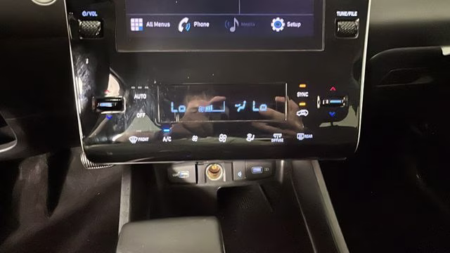 2024 Gray Hyundai Tucson SEL FWD SUV