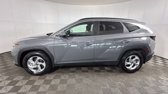 2024 Gray Hyundai Tucson SEL FWD SUV