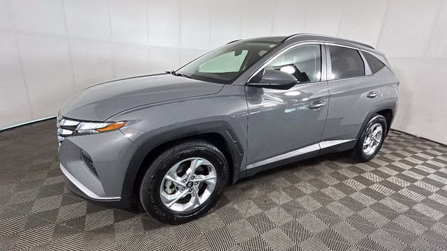 2024 Gray Hyundai Tucson SEL FWD SUV