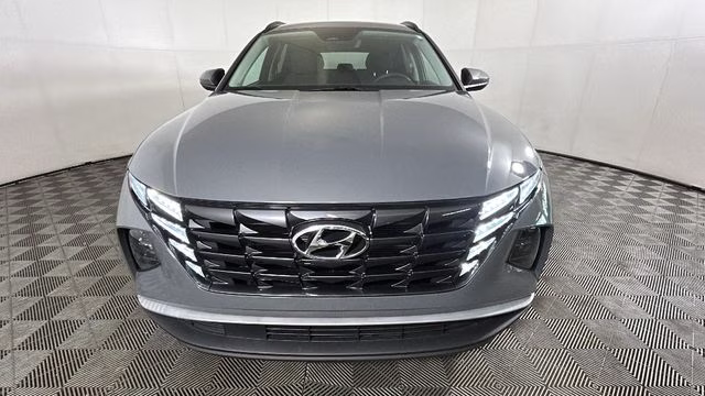 2024 Gray Hyundai Tucson SEL FWD SUV