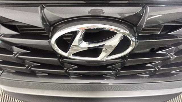 2024 Gray Hyundai Tucson SEL FWD SUV