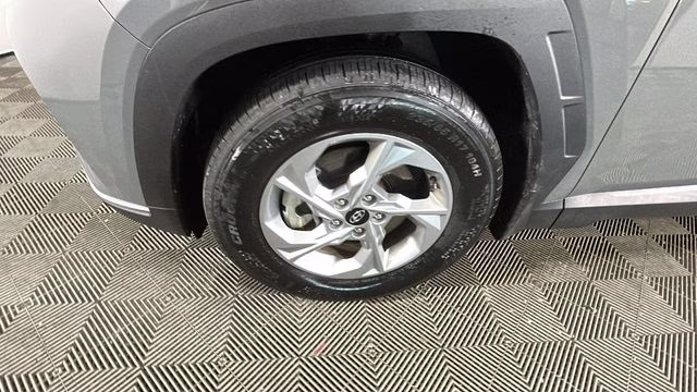 2024 Gray Hyundai Tucson SEL FWD SUV