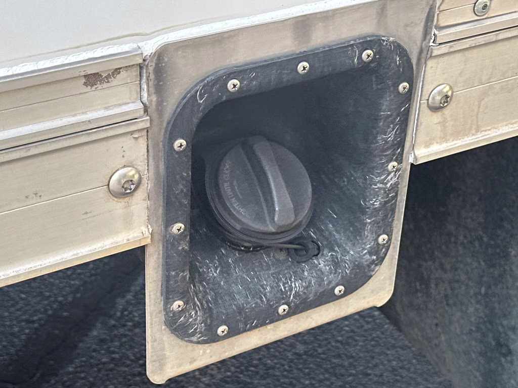 2019 Oxford White Ford E-450SD Base RWD Truck