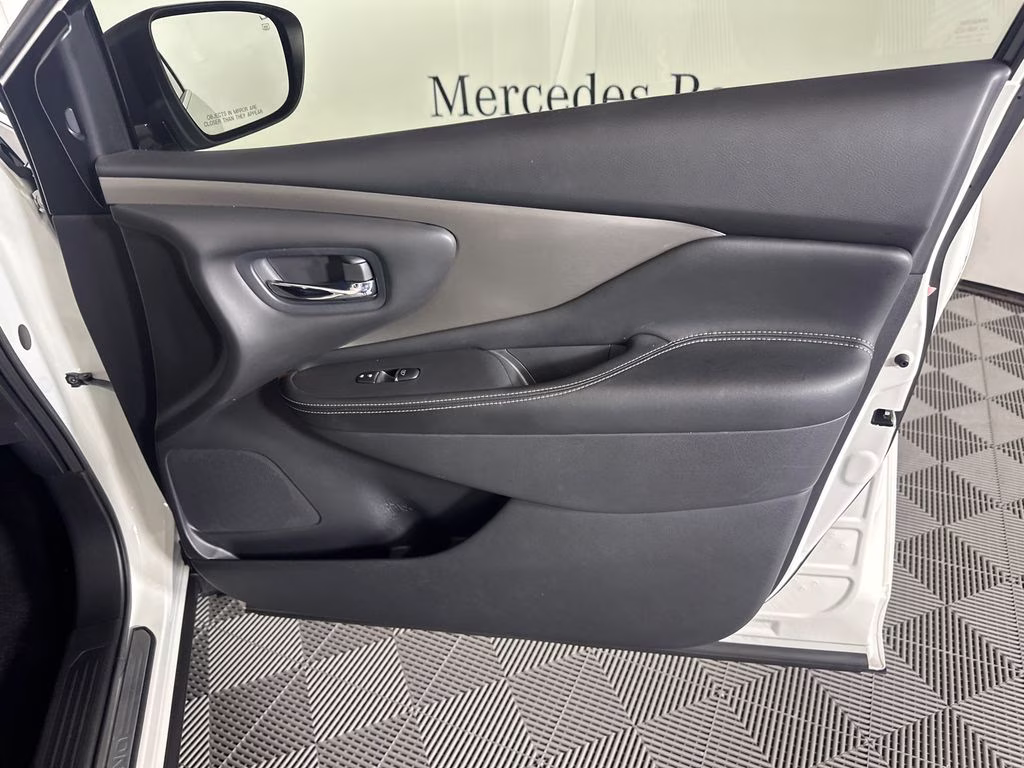 2020 Pearl White Tricoat Nissan Murano SL FWD SUV