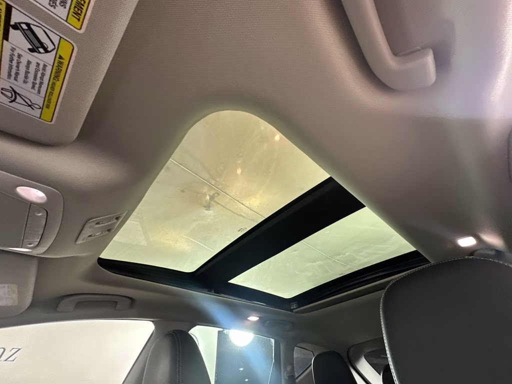 2020 Pearl White Tricoat Nissan Murano SL FWD SUV