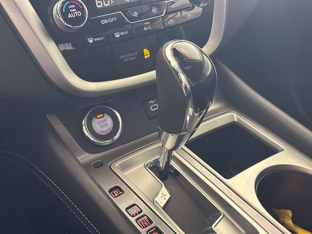2020 Pearl White Tricoat Nissan Murano SL FWD SUV