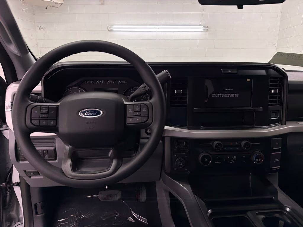 2026 AVALANCHE Ford Super Duty F-250 SRW XLT 4X4 Truck
