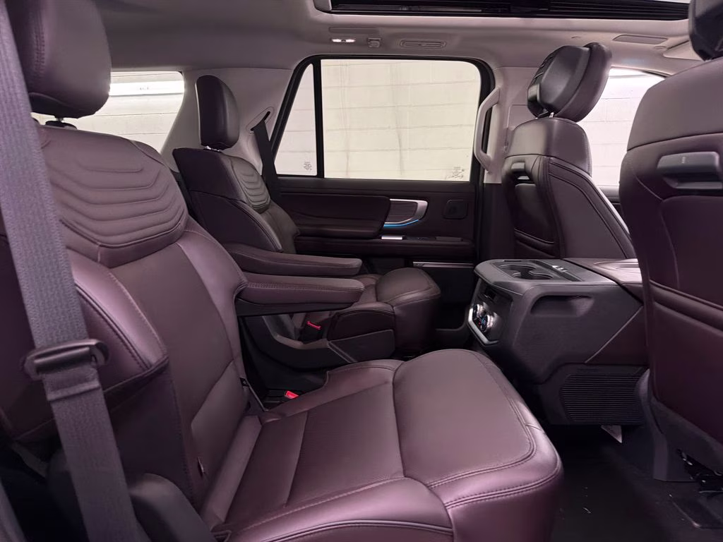 2026 AGATE BLACK Ford Expedition Platinum 4X4 SUV