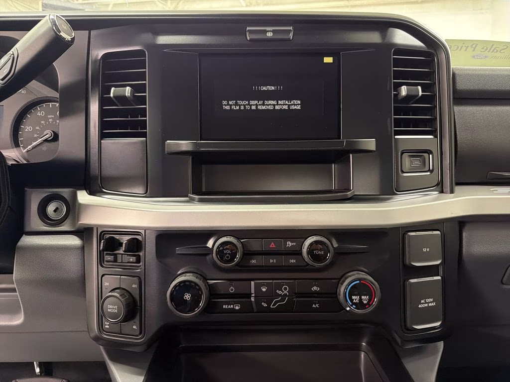 2026 AVALANCHE Ford Super Duty F-250 SRW XLT 4X4 Truck