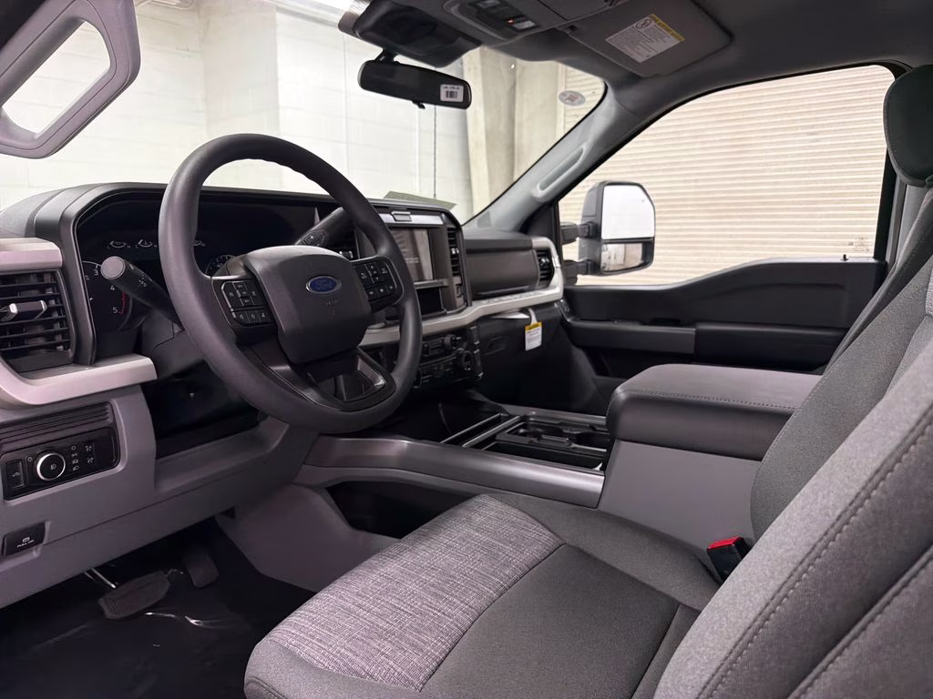 2026 AVALANCHE Ford Super Duty F-250 SRW XLT 4X4 Truck