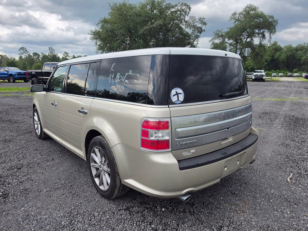 2017 White Gold Metallic Ford Flex Limited FWD SUV