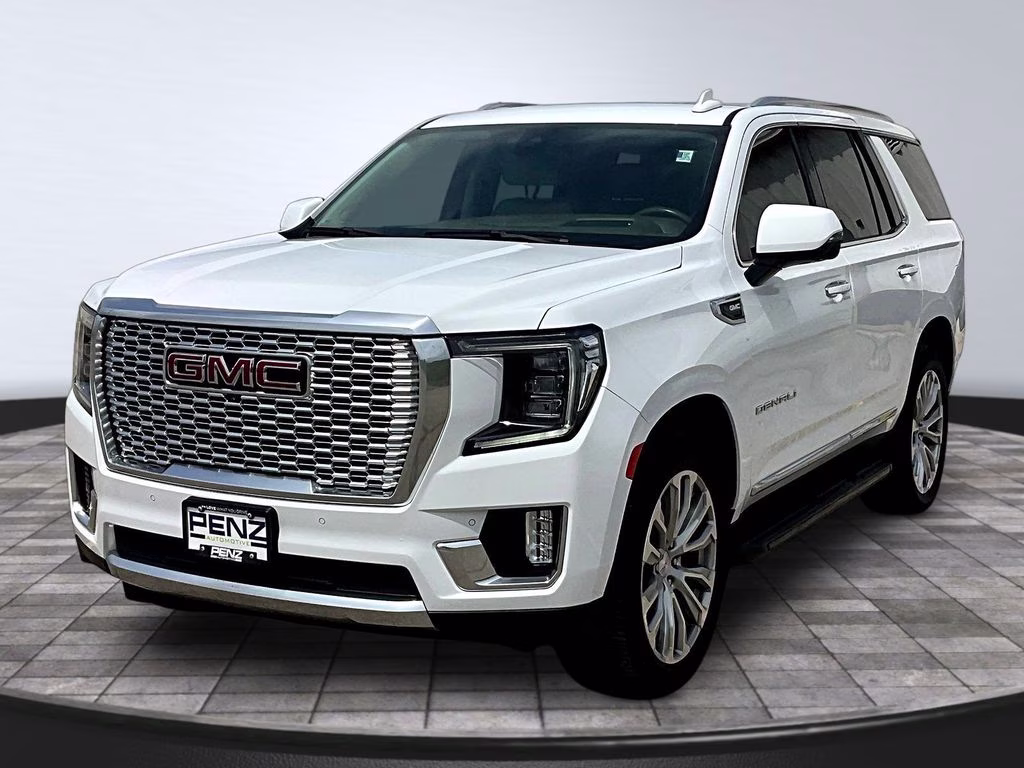 2022 Summit White GMC Yukon Denali 4X4 SUV