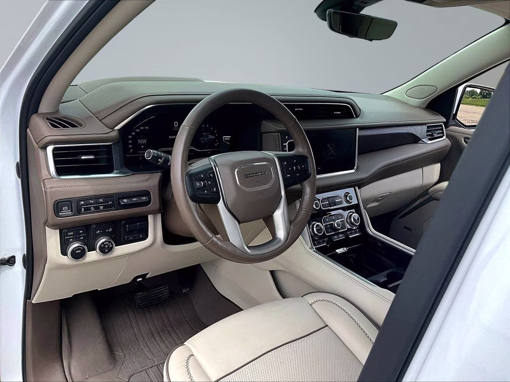 2022 Summit White GMC Yukon Denali 4X4 SUV