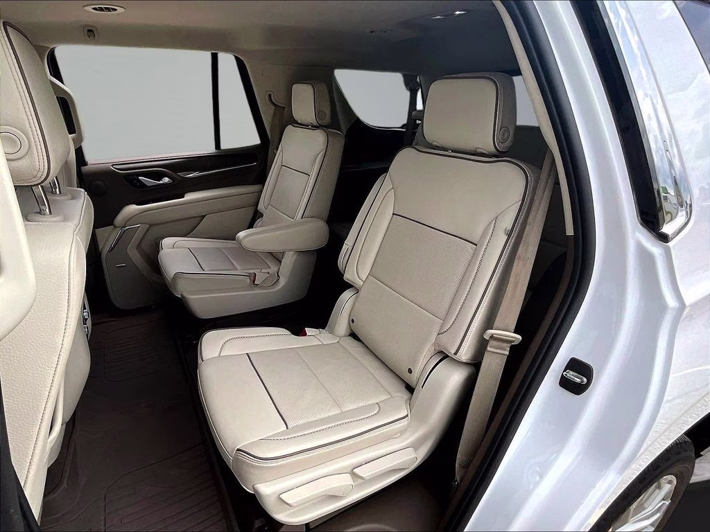 2022 Summit White GMC Yukon Denali 4X4 SUV