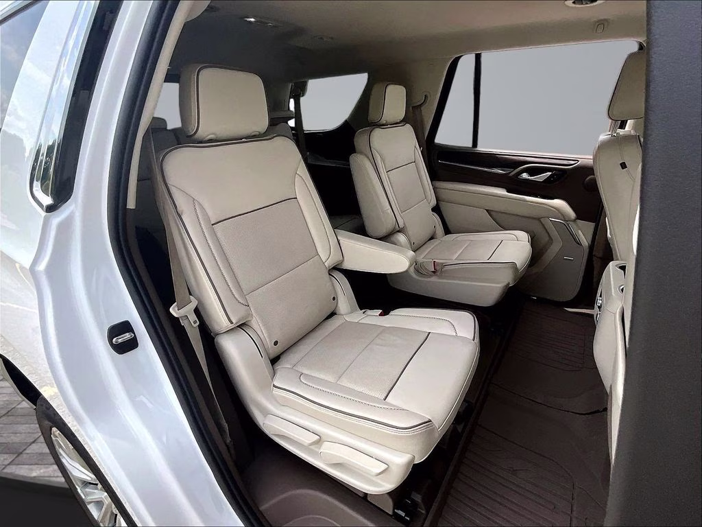 2022 Summit White GMC Yukon Denali 4X4 SUV