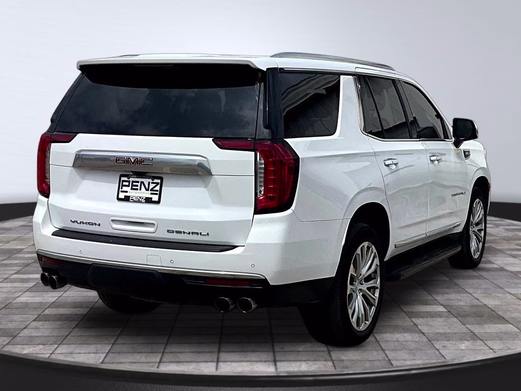 2022 Summit White GMC Yukon Denali 4X4 SUV