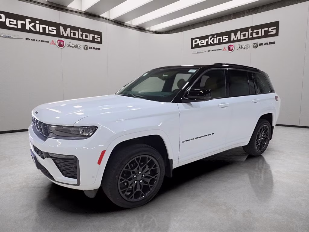2026 Bright White Clearcoat Jeep Grand Cherokee Summit 4X4 SUV