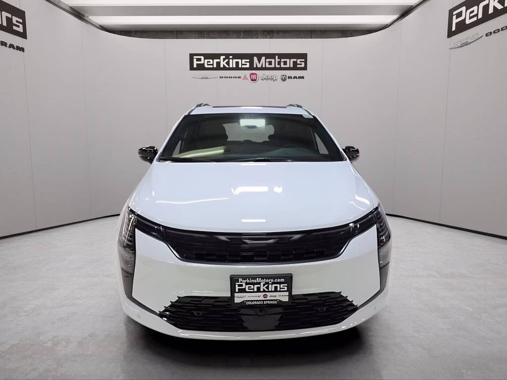 2027 Bright White Clearcoat Chrysler Pacifica Limited AWD Van