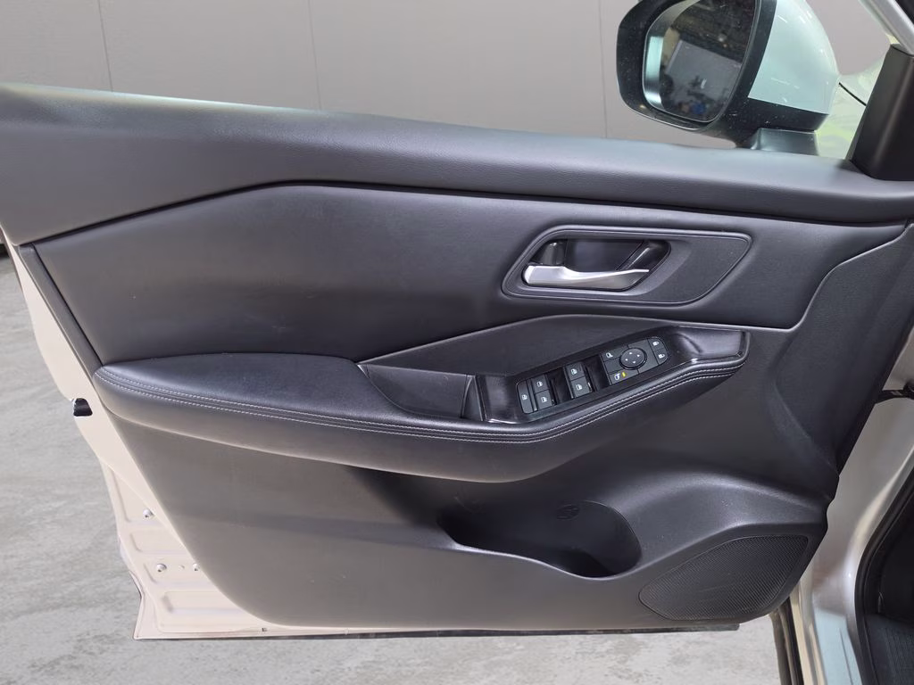2025 Brilliant Silver Metallic Nissan Rogue SV AWD SUV