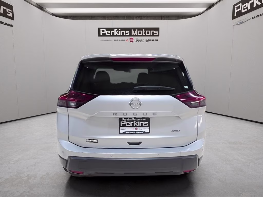 2025 Brilliant Silver Metallic Nissan Rogue SV AWD SUV