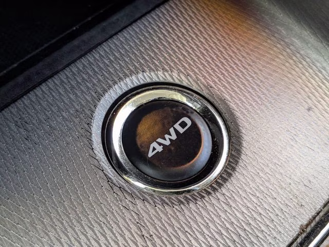 2022 White Diamond Mitsubishi Outlander Sport 2.0 ES 4X4 SUV