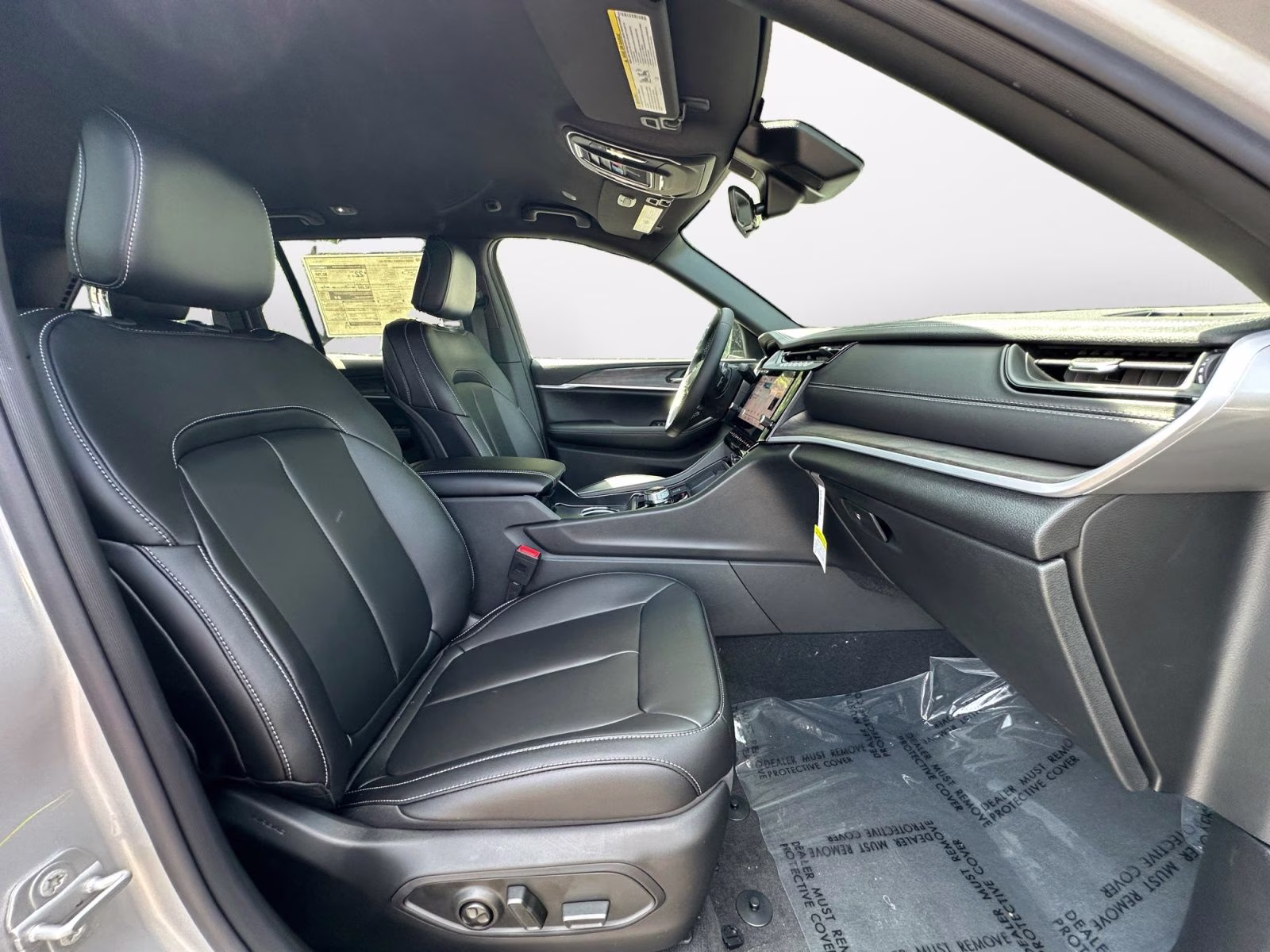2026 Silver Zynith Jeep Grand Cherokee Limited 4X4 SUV