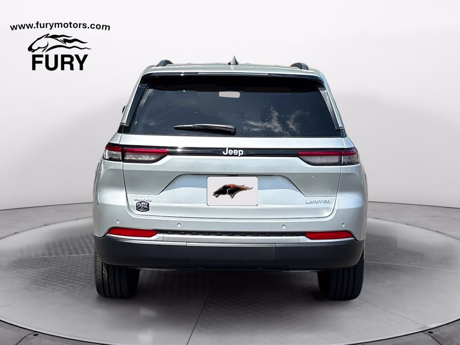 2026 Silver Zynith Jeep Grand Cherokee Limited 4X4 SUV