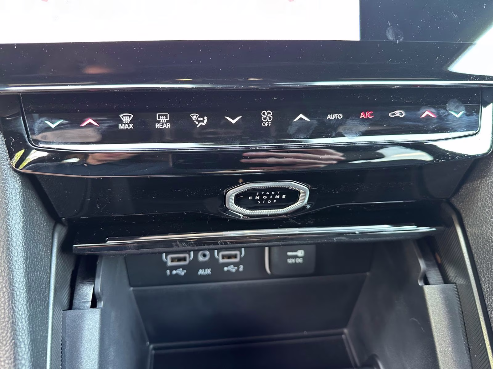 2026 Silver Zynith Jeep Grand Cherokee Limited 4X4 SUV