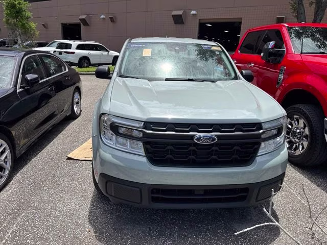 2024 Cactus Gray Ford Maverick XL Crew Cab Pickup FWD Truck