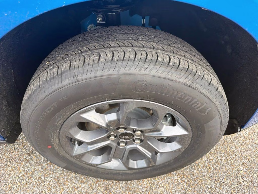 2026 Velocity Blue Ford Maverick XLT FWD Truck