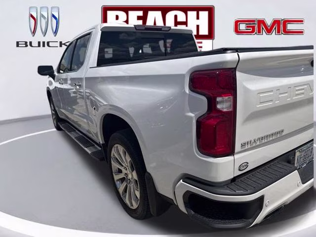 2020 Iridescent Pearl Tricoat Chevrolet Silverado 1500 High Country 4X4 Truck