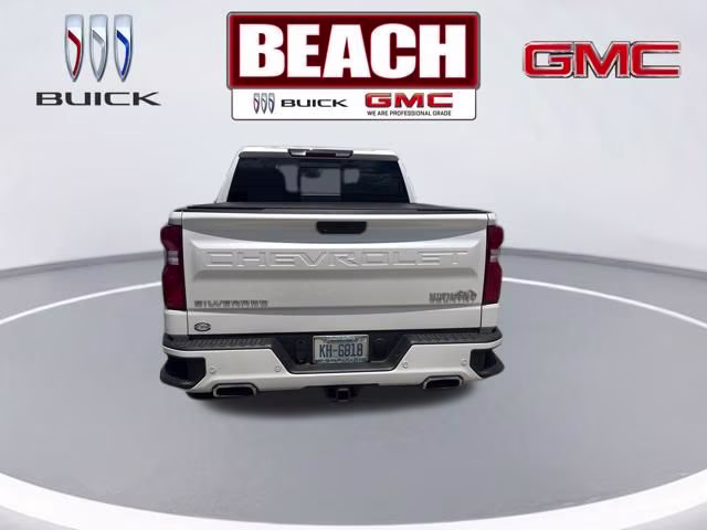 2020 Iridescent Pearl Tricoat Chevrolet Silverado 1500 High Country 4X4 Truck