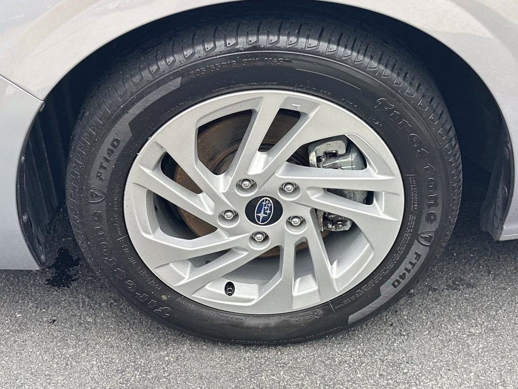 2024 Ice Silver Metallic Subaru Impreza Base AWD Hatchback